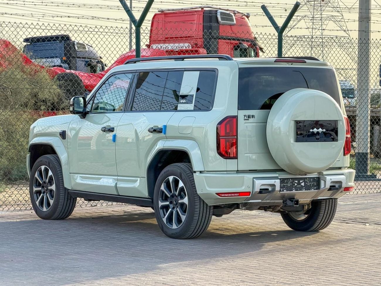 بي واي دي ليوبارد 5