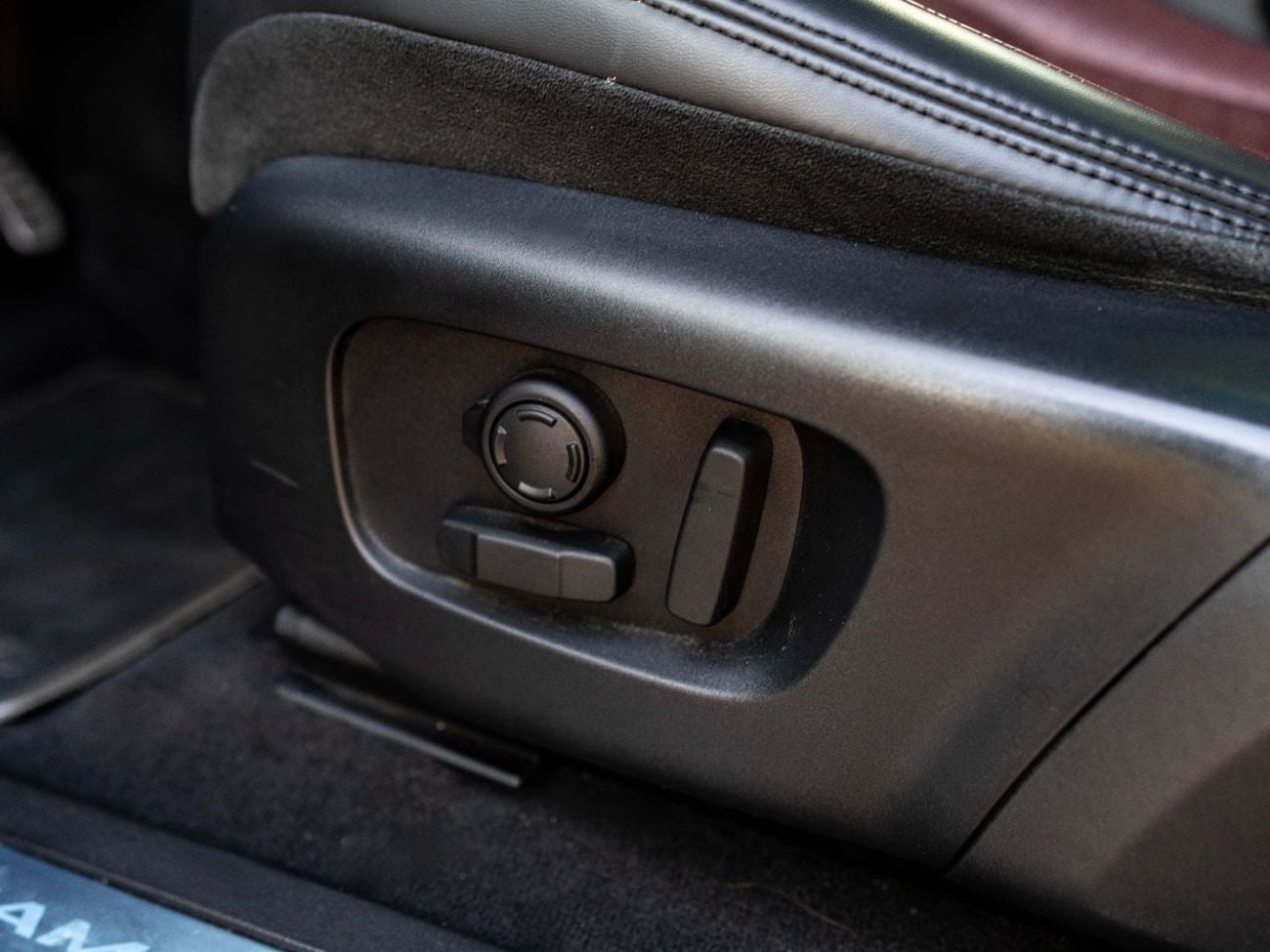 لاند روفر رانج روفر إيفوك P250 2.0L (245 HP)