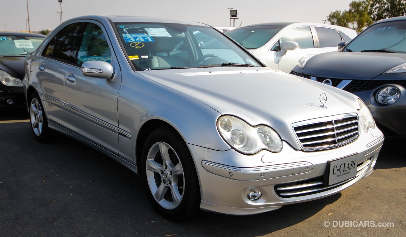 Mercedes-Benz C 230