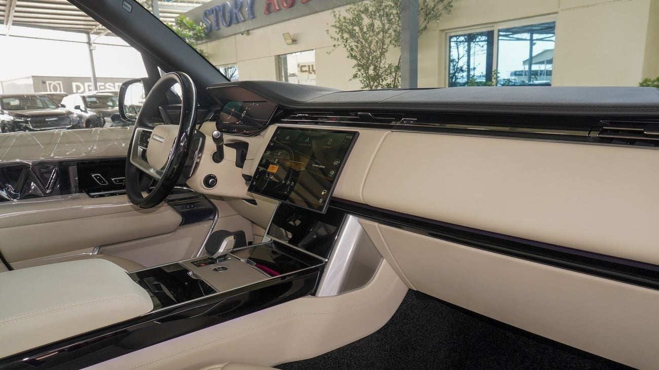 Land Rover Range Rover Range Rover P530 4.4P MHEV V8 Autobiography AWD Aut. GCC Spec (For Local plus 10%)