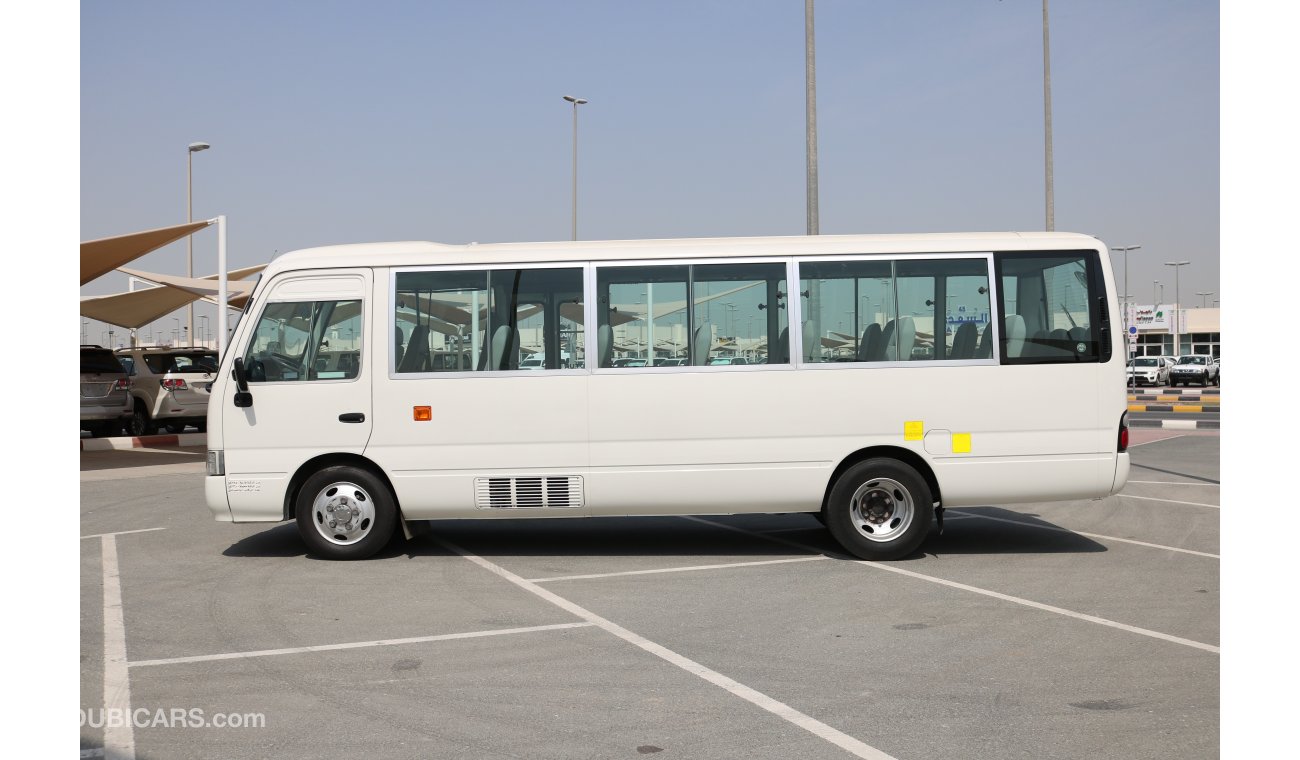 تويوتا كوستر 30 SEATER BUS