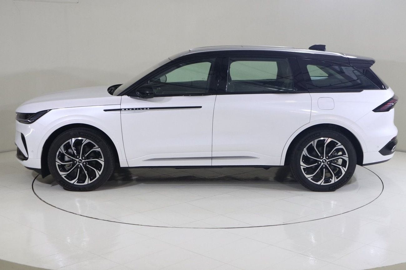 Lincoln Nautilus Reserve II 2.0L NAU424 / AL TAYER MOTORS / AL QOUZ SHOWROOM