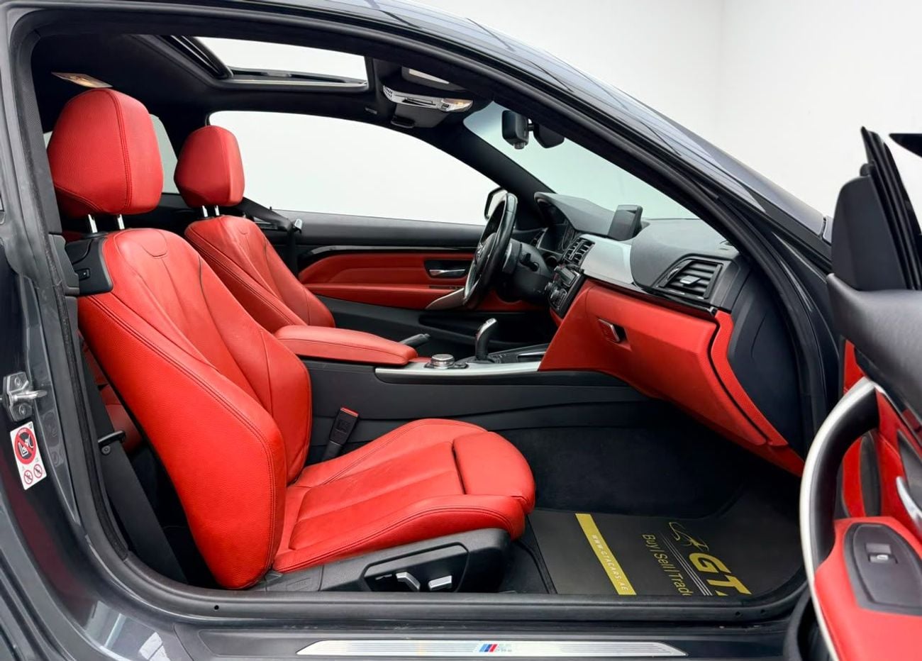بي أم دبليو 420i EXECUTIVE 2016 BMW 420i, Service History, Excellent Condition, GCC Specs.