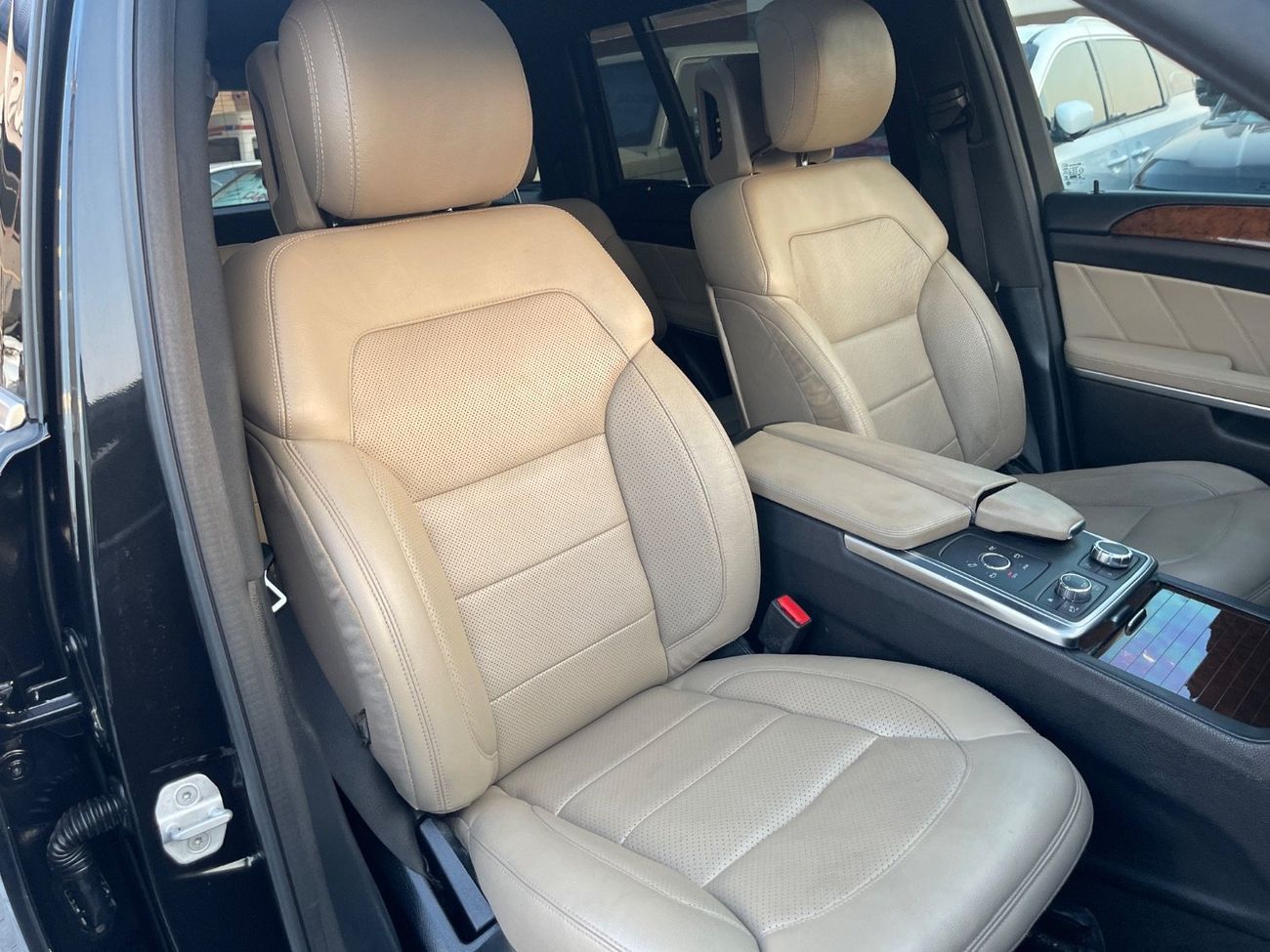 مرسيدس بنز GL 500