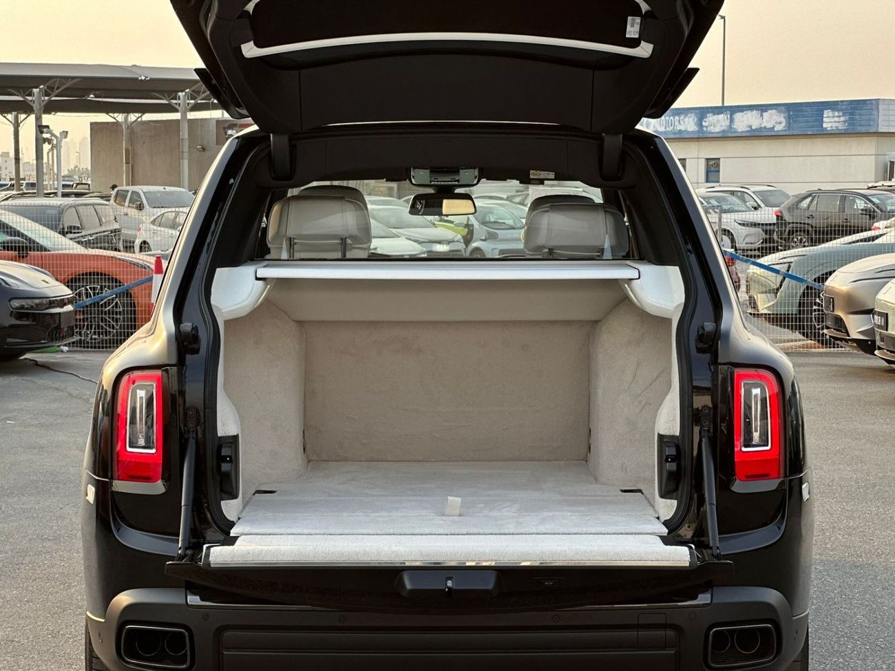 Rolls-Royce Cullinan ROLLS ROYCE CULINAN 2023