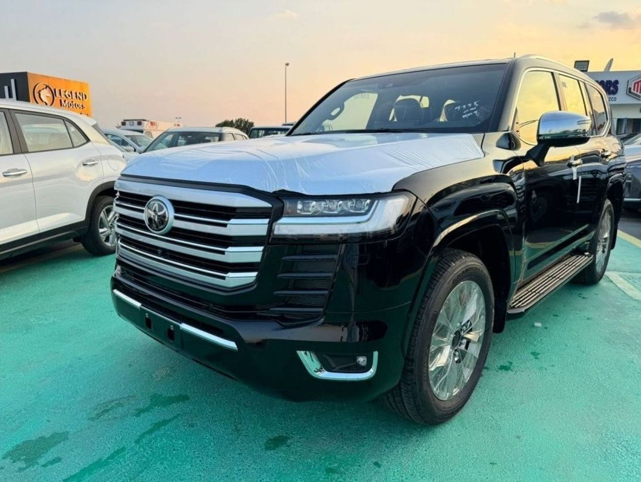 تويوتا لاند كروزر 2026 TOYOTA LAND CRUISER 3500cc VXR Twin Turbo FULL OPTION Petrol Automatic Zero KM