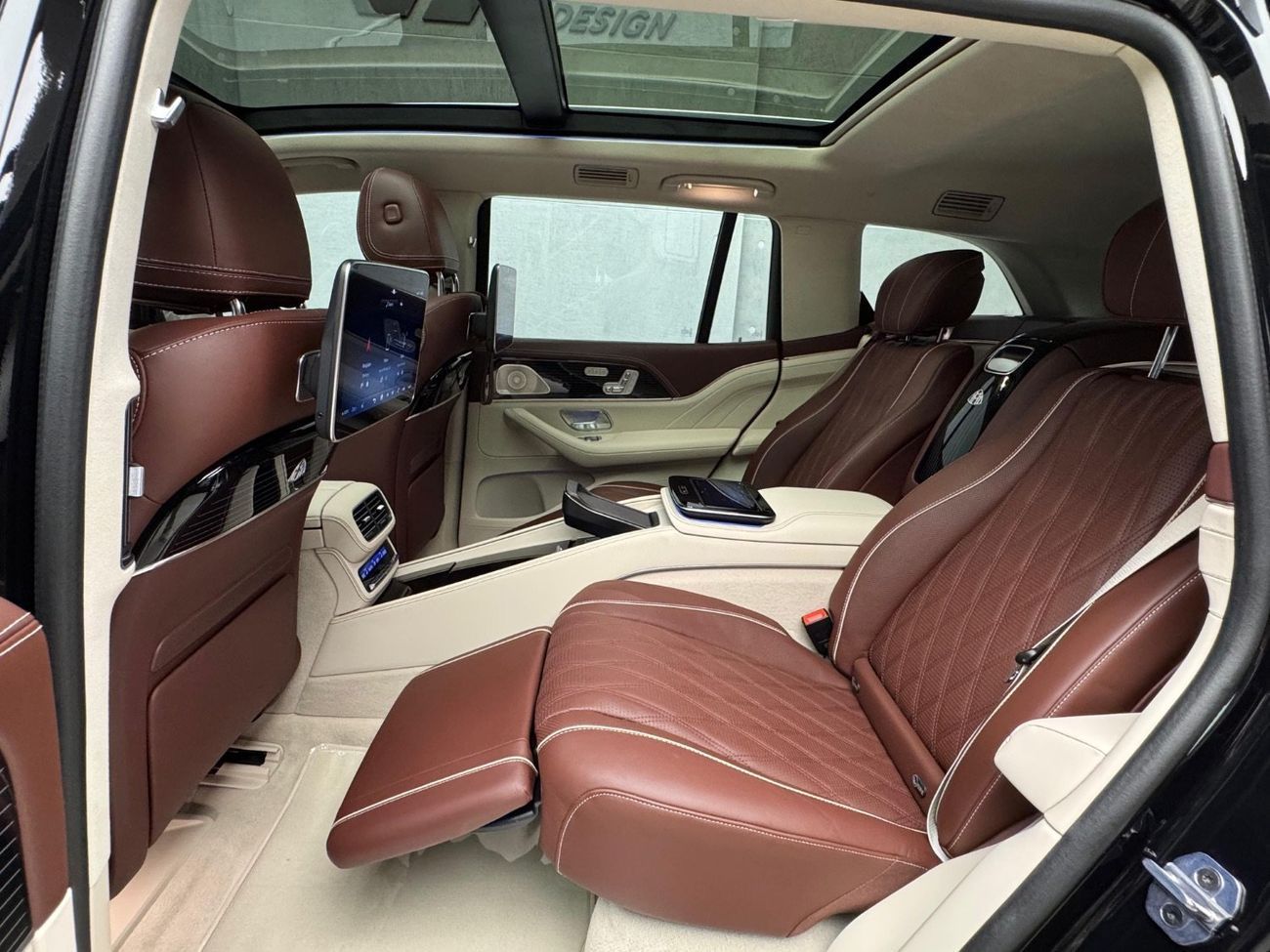 مرسيدس بنز GLS 600 Maybach
