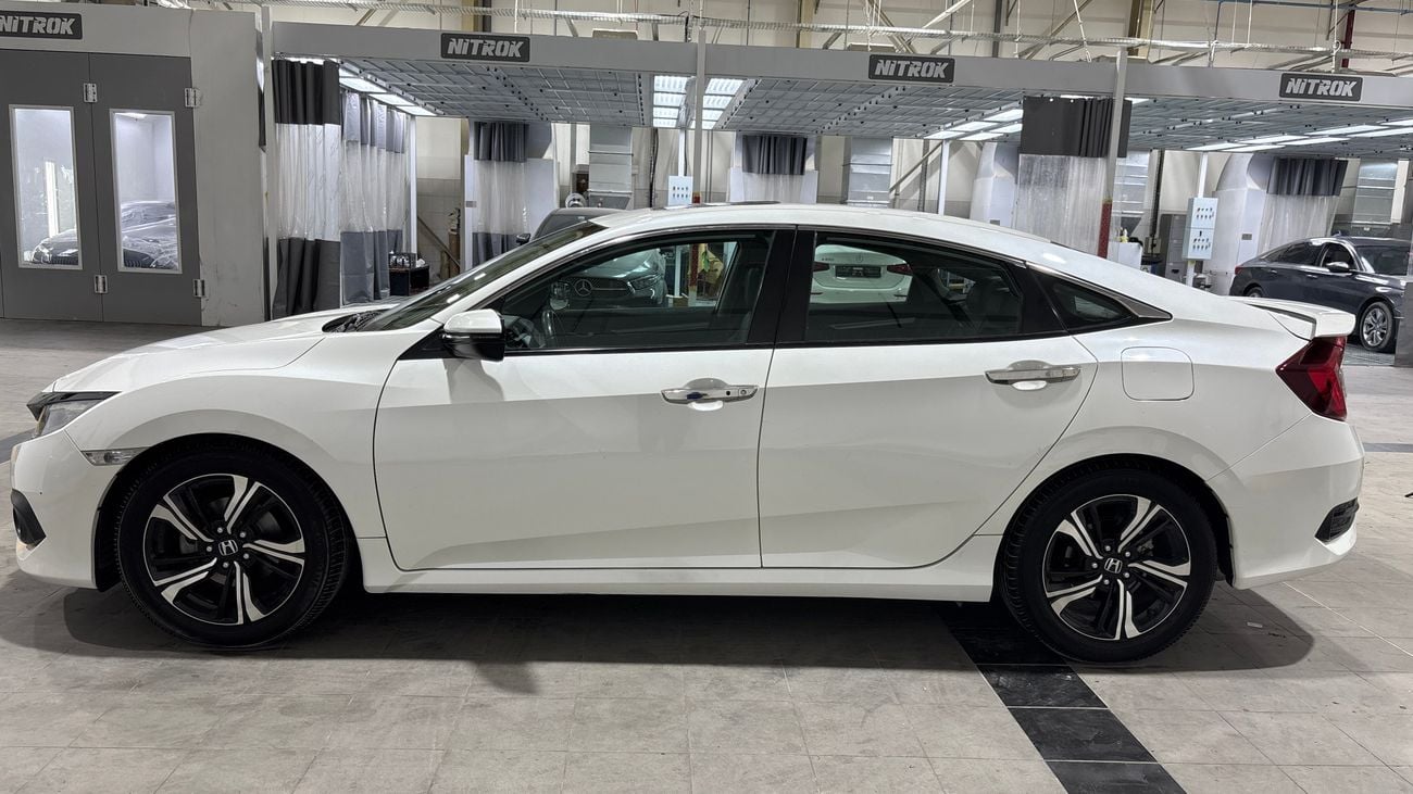 Honda Civic 2018 RS | AED 761/Month | 0 DP | 30 Day Return | Warranty | Service History