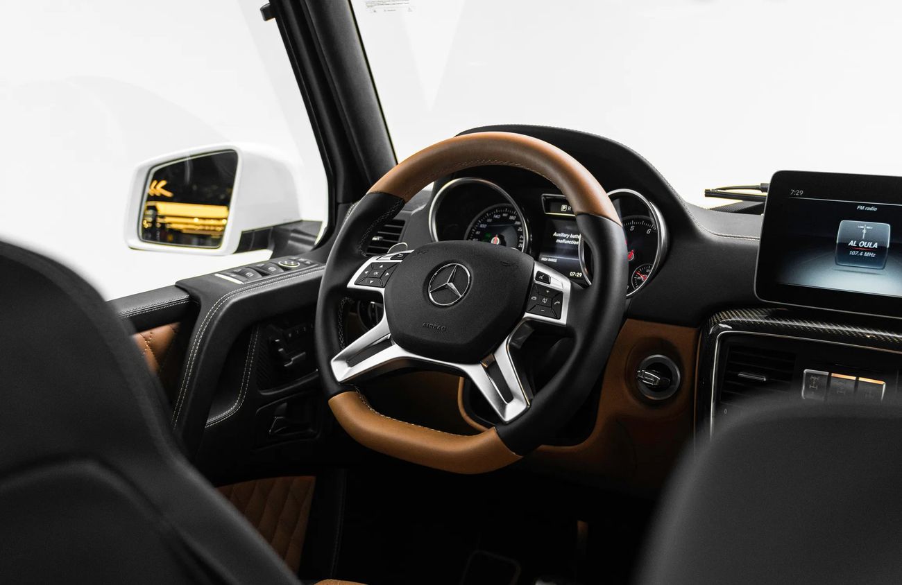 Mercedes Maybach G 650 6.0 L V12 Biturbo Engine