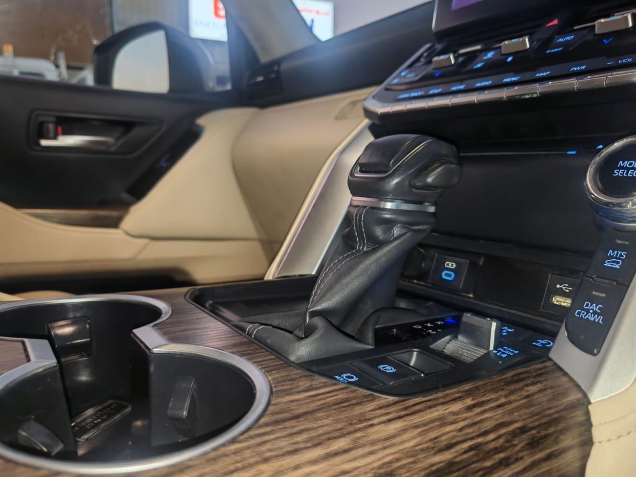 تويوتا لاند كروزر