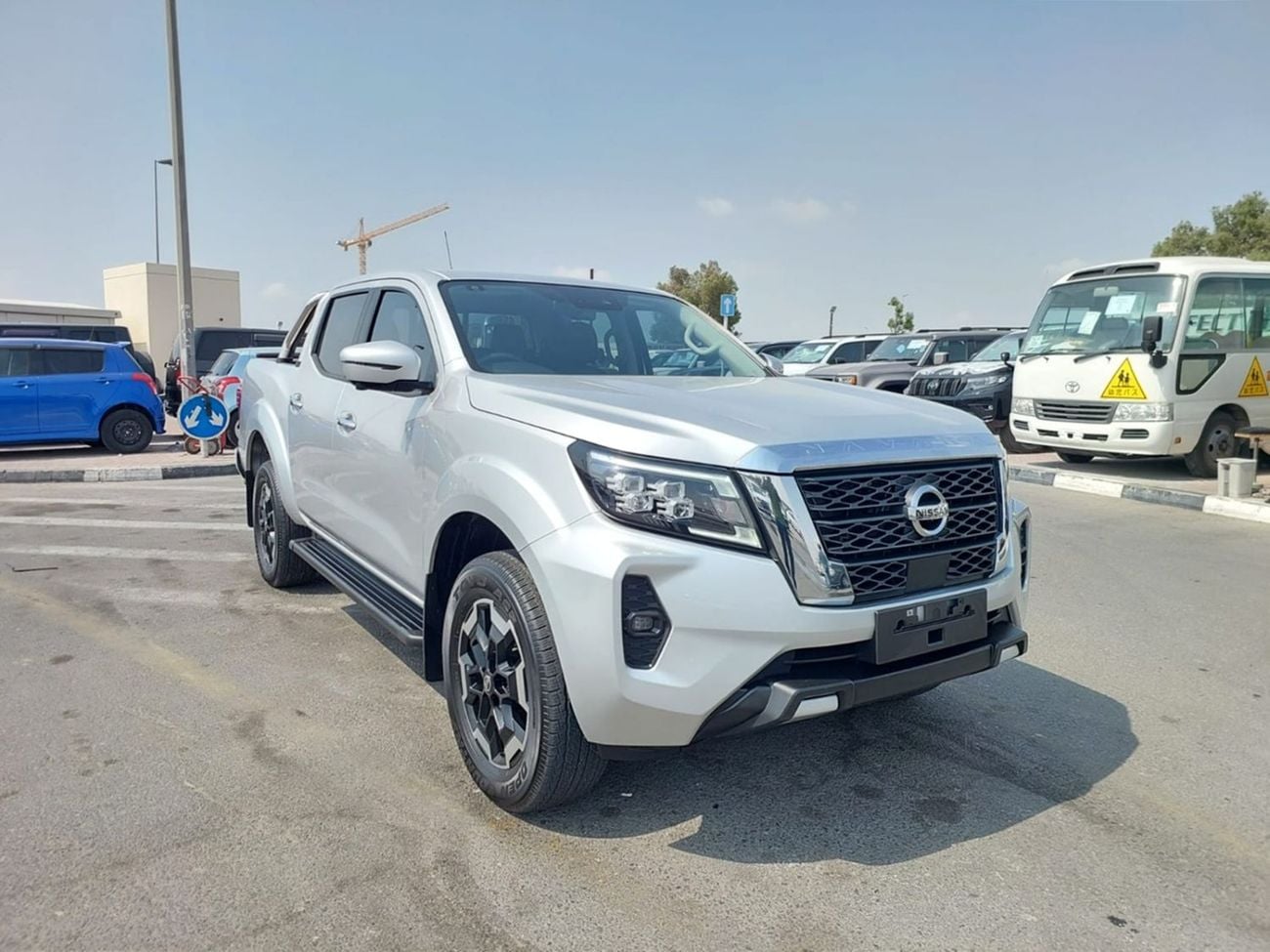 Nissan Navara (RAMADAN OFFER) NISSAN NAVARA PICKUP RHD 2024 MODEL 2.3 L DIESEL AUTOMATIC(PM06147)