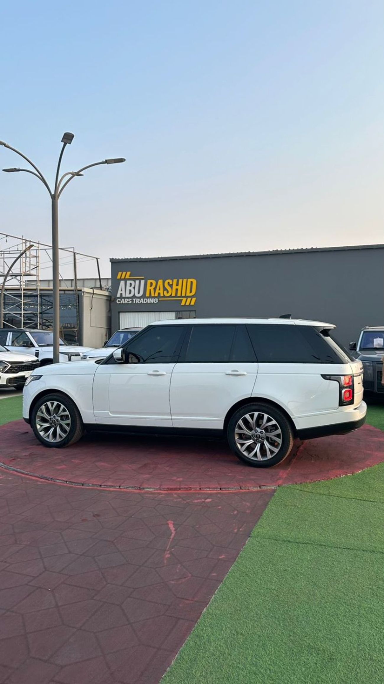 لاند روفر رينج روفر HSE 3.0L (380 HP)