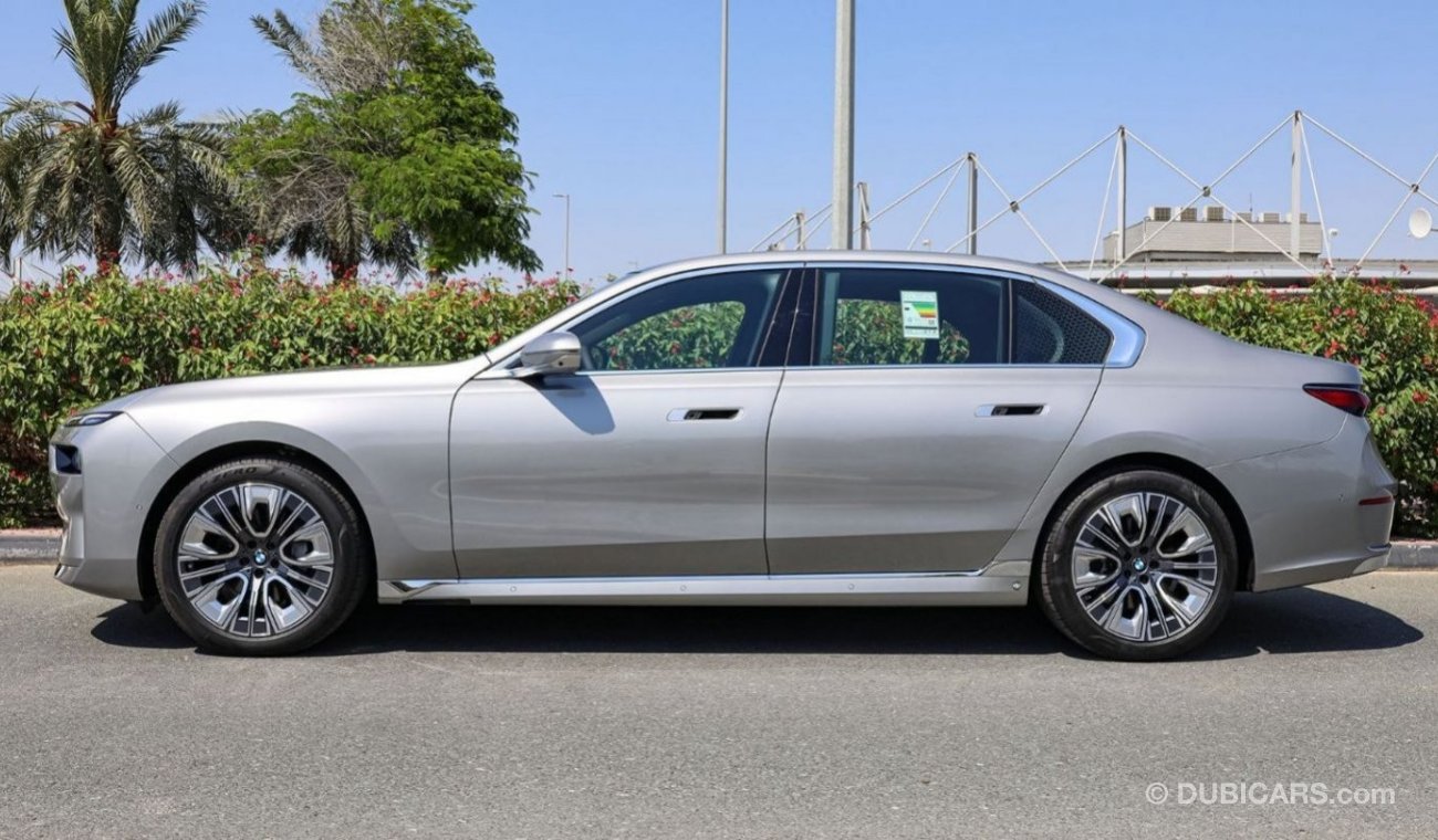 بي أم دبليو 735 i Sedan 3.0L , 2023 БЕЗ ПРОБЕГА , (ТОЛЬКО НА ЭКСПОРТ)