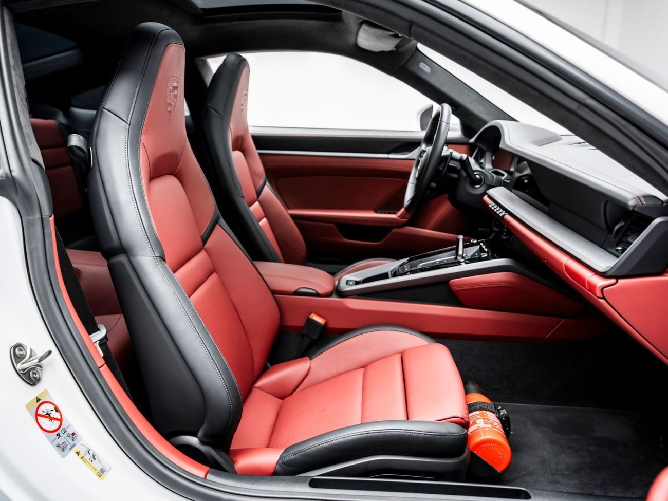 Porsche 911 2025 Porsche 911 Carrera, October 2026 Porsche Warranty, Low KMs, GCC