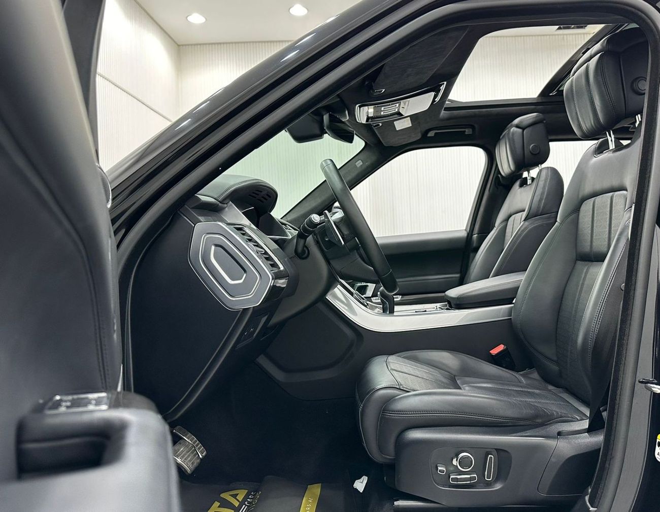 Land Rover Range Rover Sport 2020 Range Rover Sport Autobiography V8, 2 Years Unlimited KM Warranty, Full Agency Service History