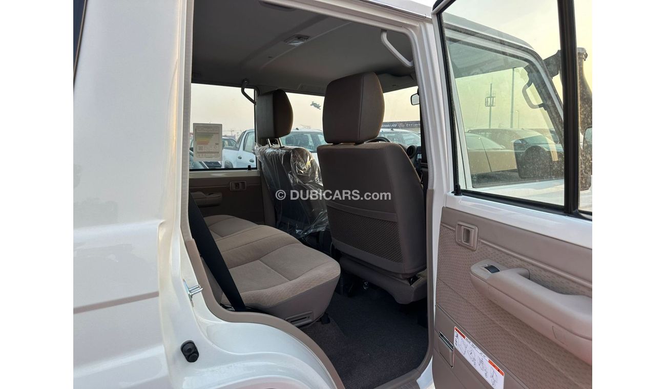 Toyota Land Cruiser 70 TOYOTA LANDCRUISER 4.5 L HARDTOP WHITE 2023
