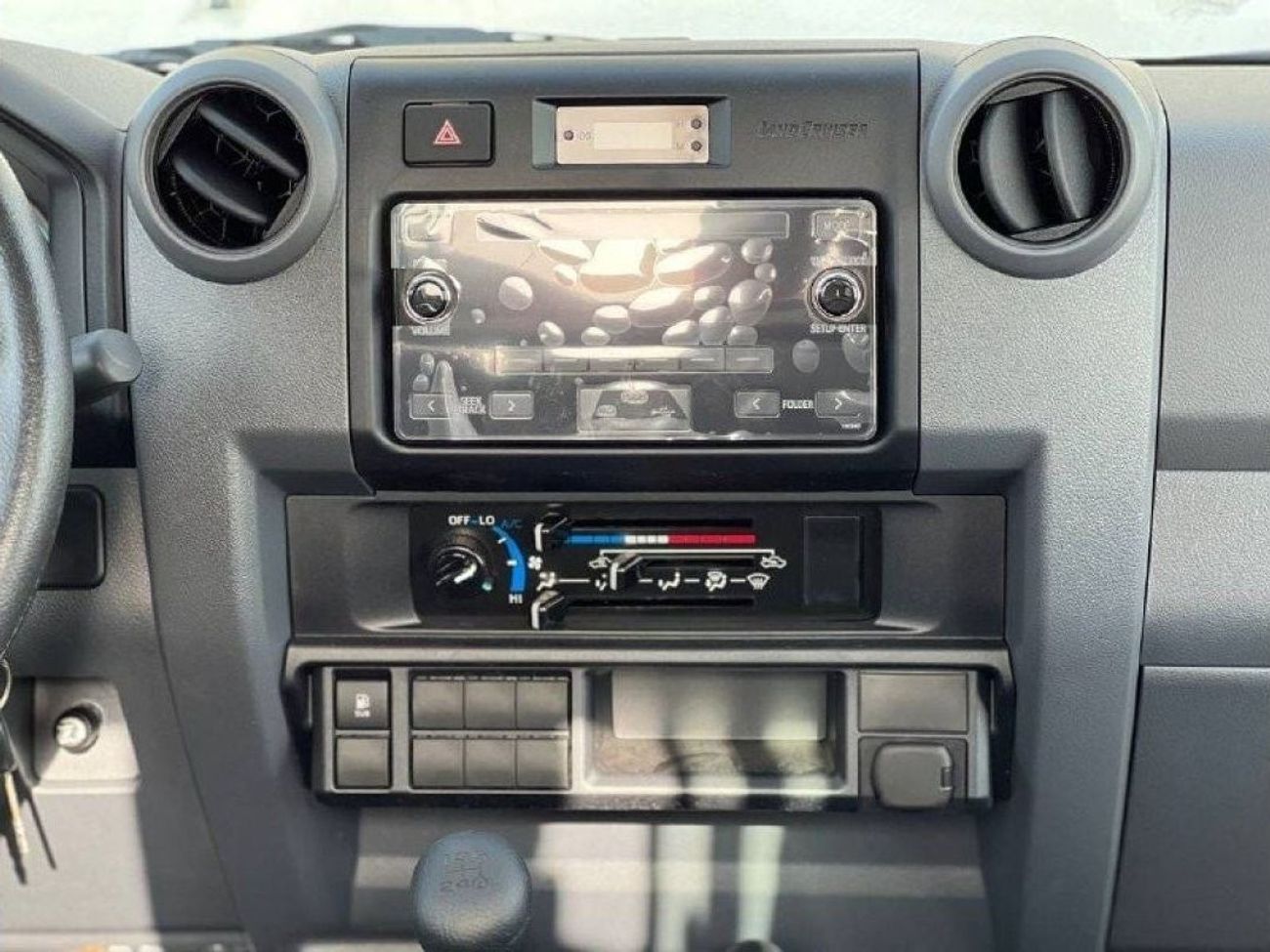 Toyota Land Cruiser Pick Up LC79 S/C 4.0L PTR M/T // 2025 // STANDERD OPTION // SPECIAL OFFER // BY FORMULA AUTO // FOR EXPORT