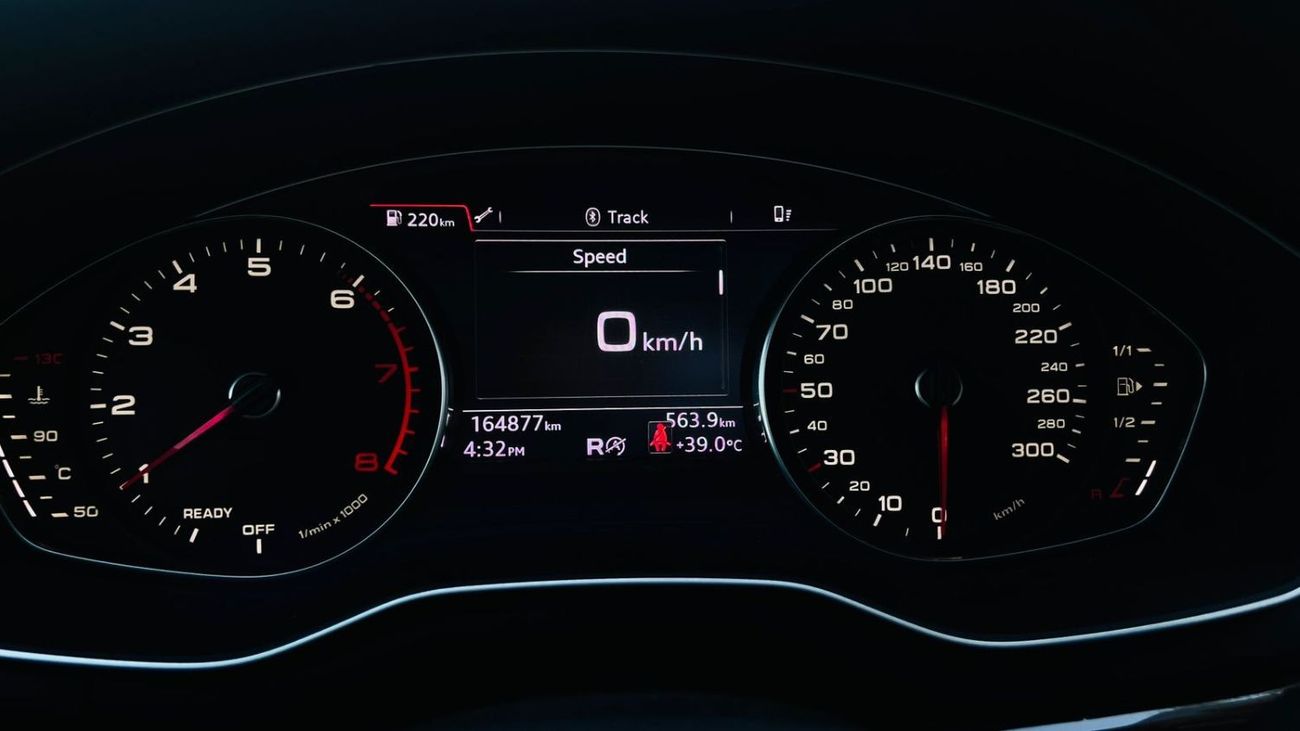 Audi A4 30 TFSI Design S Line & Sports Package AED 945 PM | FIRST OWNER | Audi A4 S-LINE 2018 | FULL SERVICE