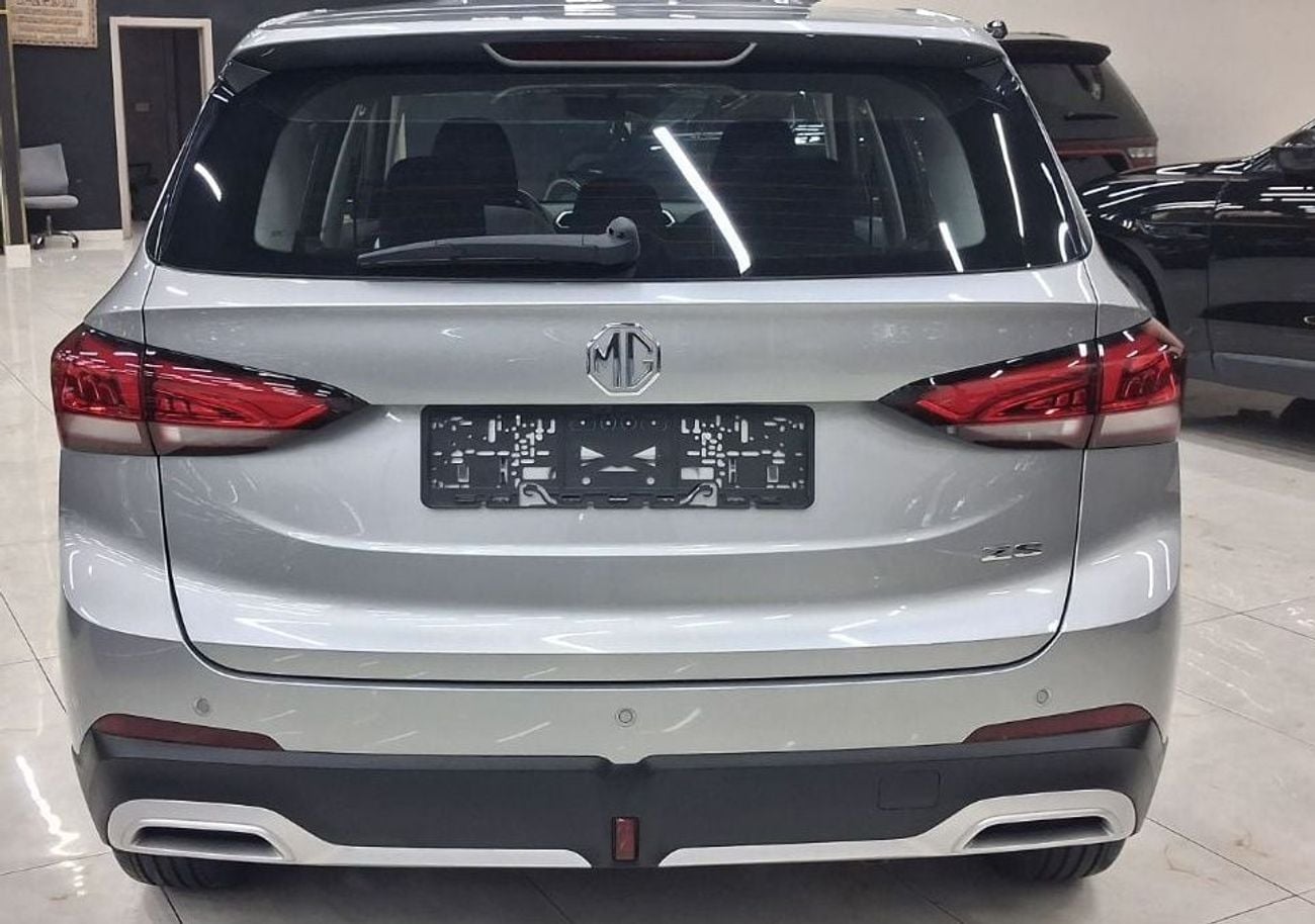أم جي ZS LUX COM