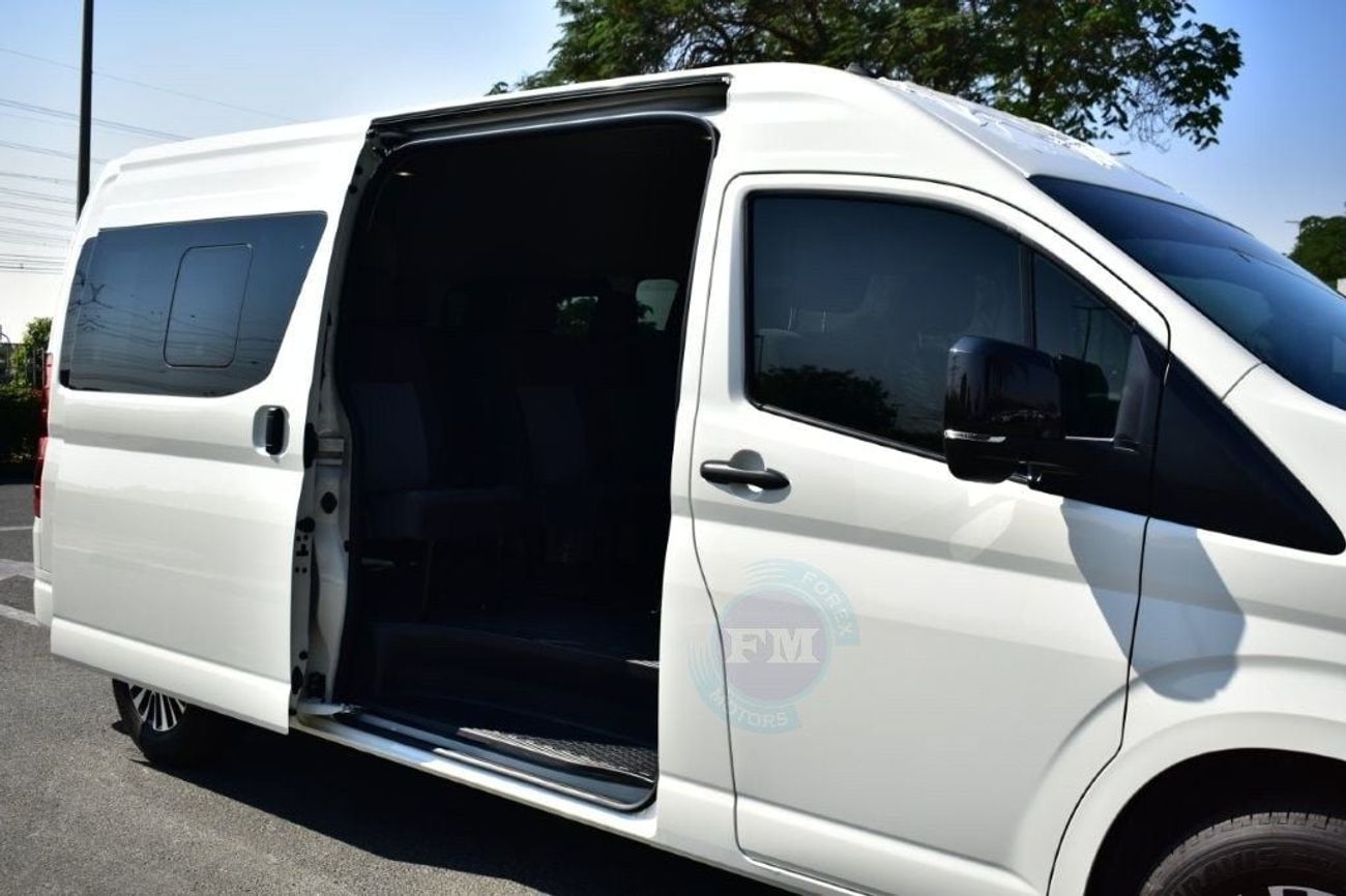 Toyota Hiace High Roof
