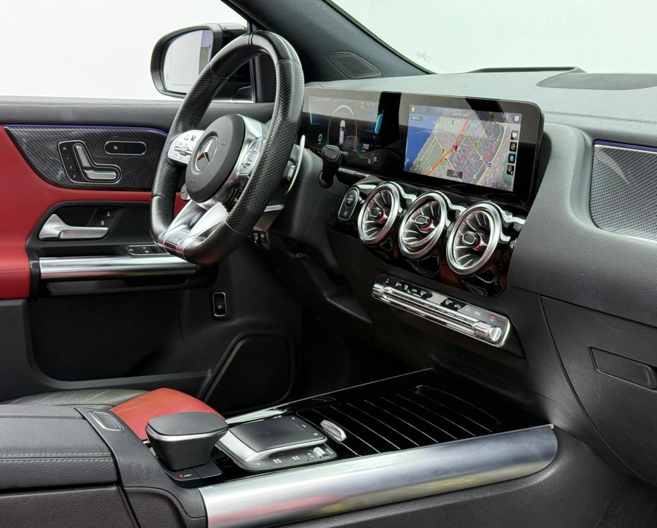 مرسيدس بنز GLA 35 AMG 4MATIC 2022 Mercedes-AMG GLA35 ,Gargash Warranty + Service Contract ,Full Gargash Service History ,G