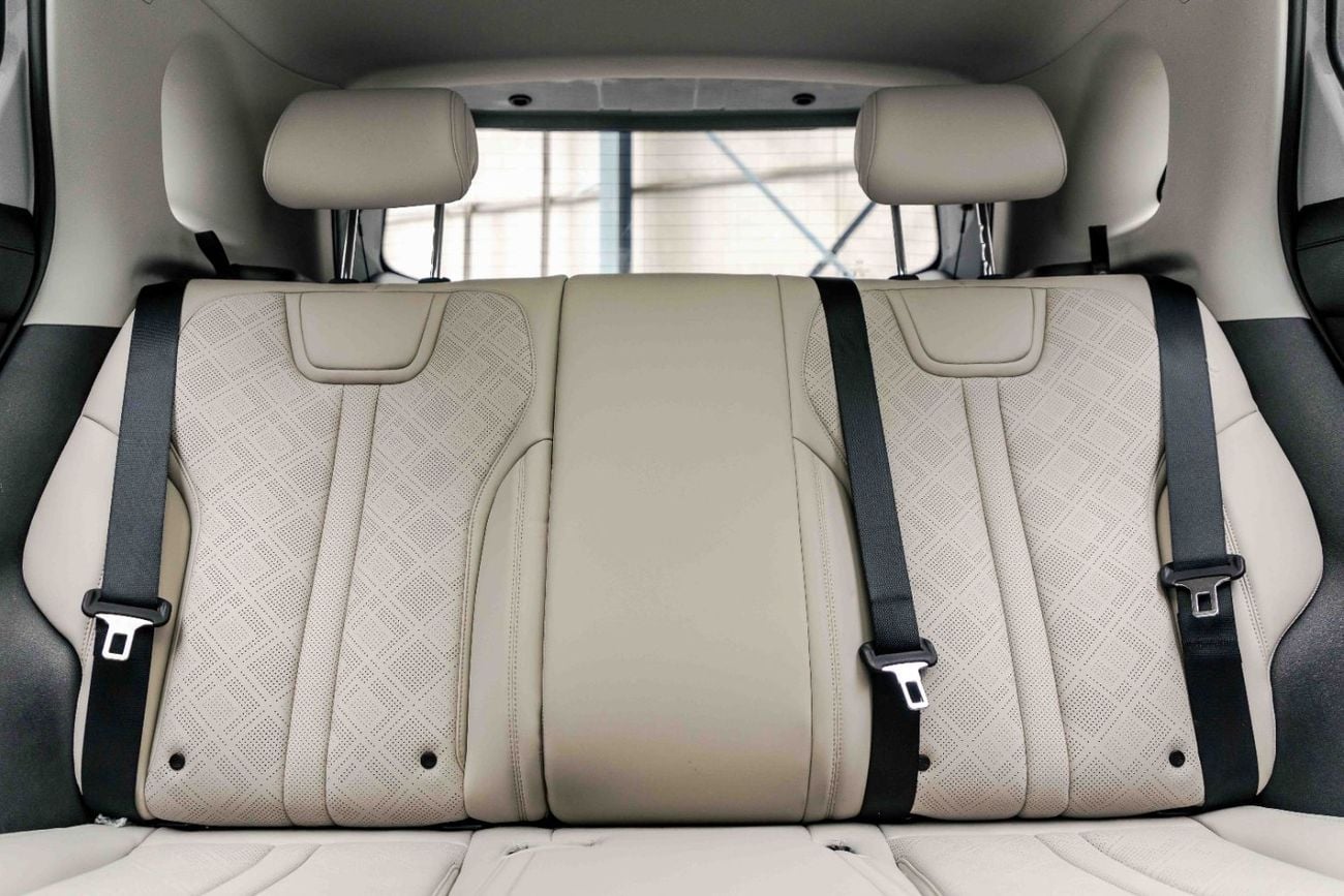 BYD Yuan Up Transcend - White Inside Beige | Export Only