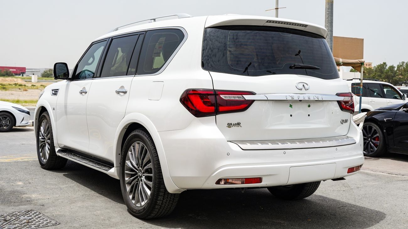 Infiniti QX80