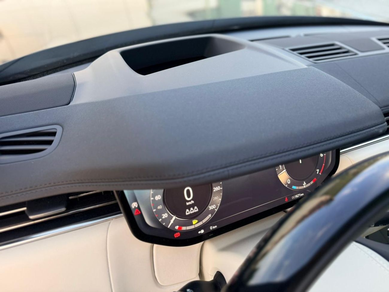 لاند روفر رينج روفر P400  2025