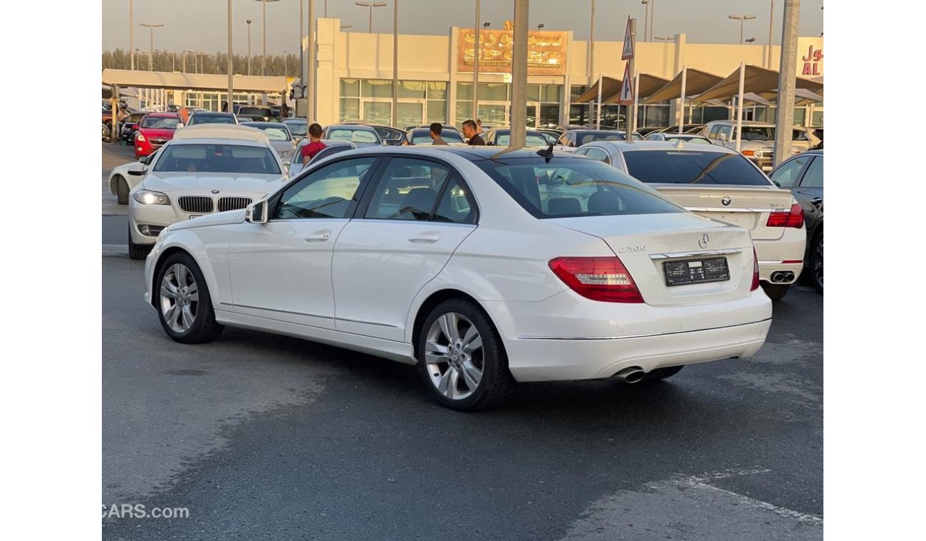 Mercedes-Benz C 200 Std Mercedes C200_Gcc_2013_Excellent_Condition _Full option