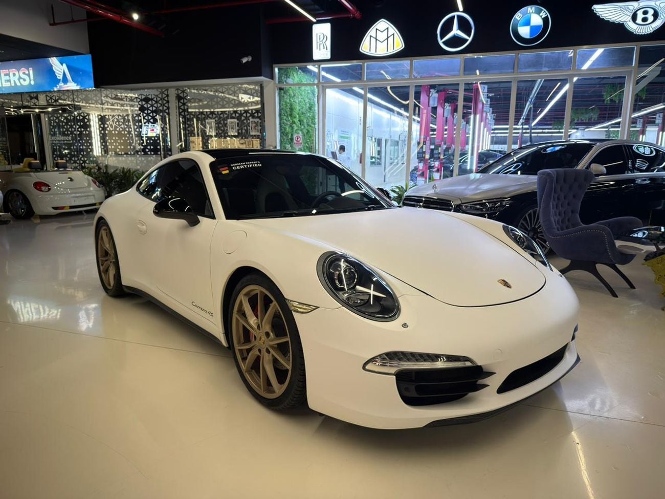 Porsche 911 Carrera 4S 3.8L Coupe 2014 Porsche 911 Carrera 4S - GCC Specs - Full Service History Available