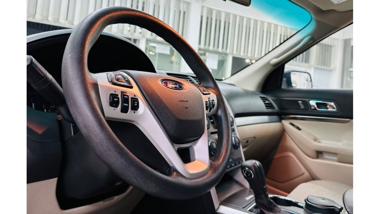 Ford Explorer XLT 4WD .. Original Paint .. Perfect Condition .. GCC .. V6