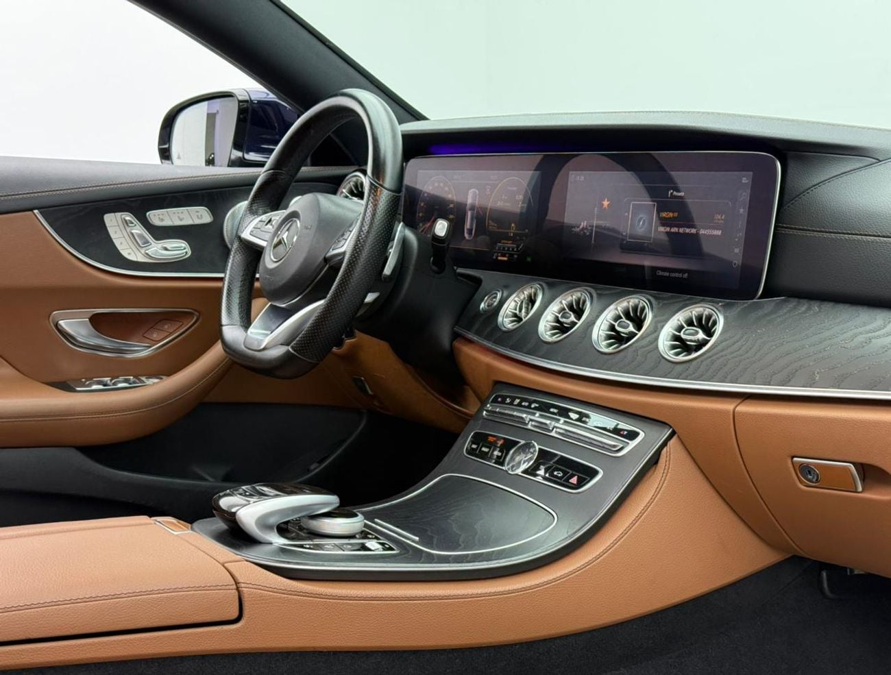 مرسيدس بنز E 400 كوبيه 2018 Mercedes Benz E400 4Matic, Service History, Fully Loaded, Excellent Condition, GCC