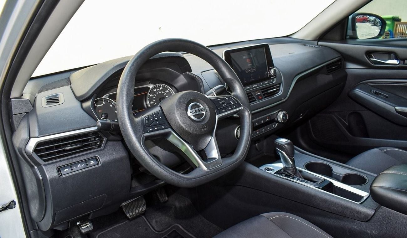 Nissan Altima S 2.5L