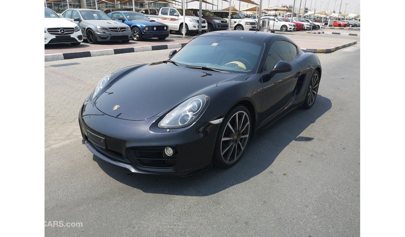 Porsche Cayman S Gcc model 2014 under warranty agency