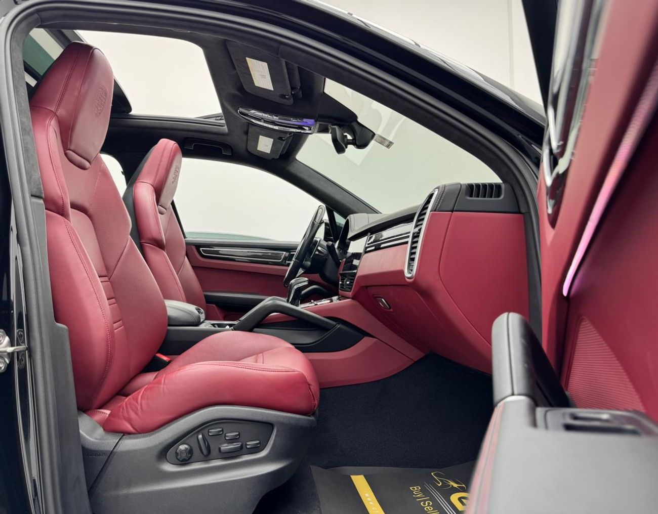 Porsche Cayenne 2023 Porsche Cayenne GTS, Porsche Service History, 2029 Porsche Warranty, Full PPF