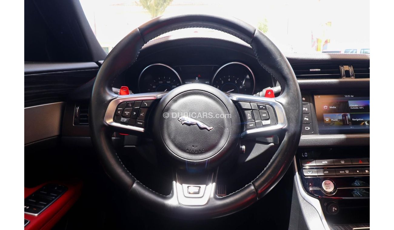 Jaguar XF X260