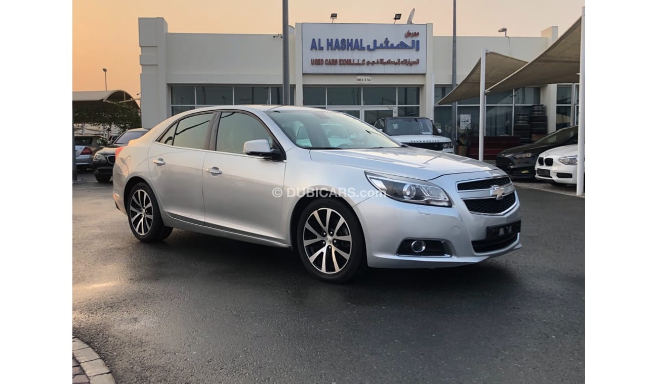 Chevrolet Malibu CHEVORLET MALIBO MODEL 2013 GCC car prefect condition full option