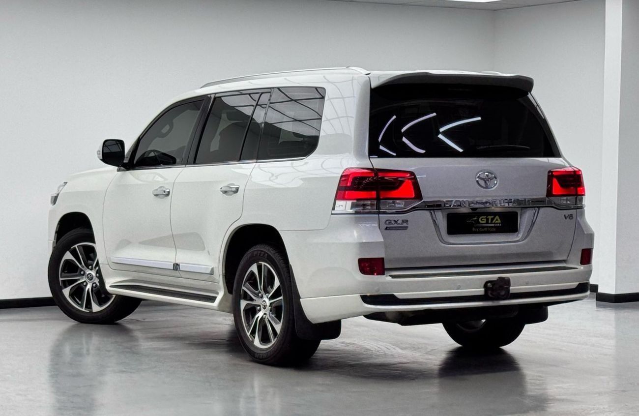 Toyota Land Cruiser GXR GT 4.0L 2020 Toyota Land Cruiser GXR Grand Touring, Warranty, Full Toyota Service History, 7 Sea