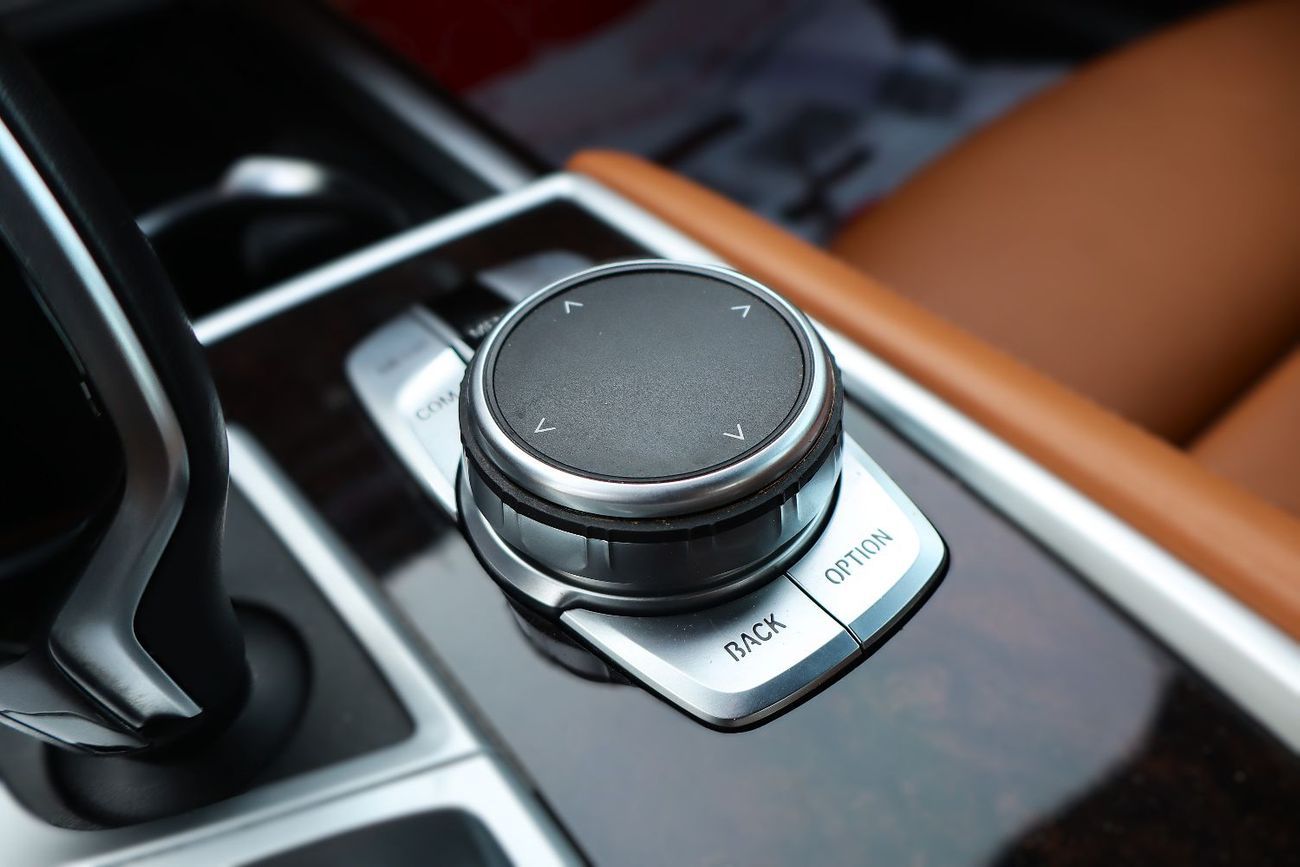 BMW 730Li Luxury 2.0L