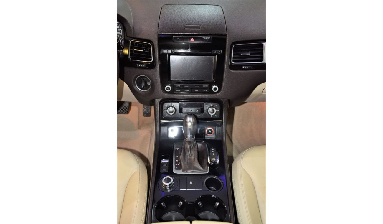 فولكس واجن طوارق FULL SERVICE HISTORY Volkswagen Touareg 2013 Model! Beige Color GCC Specs