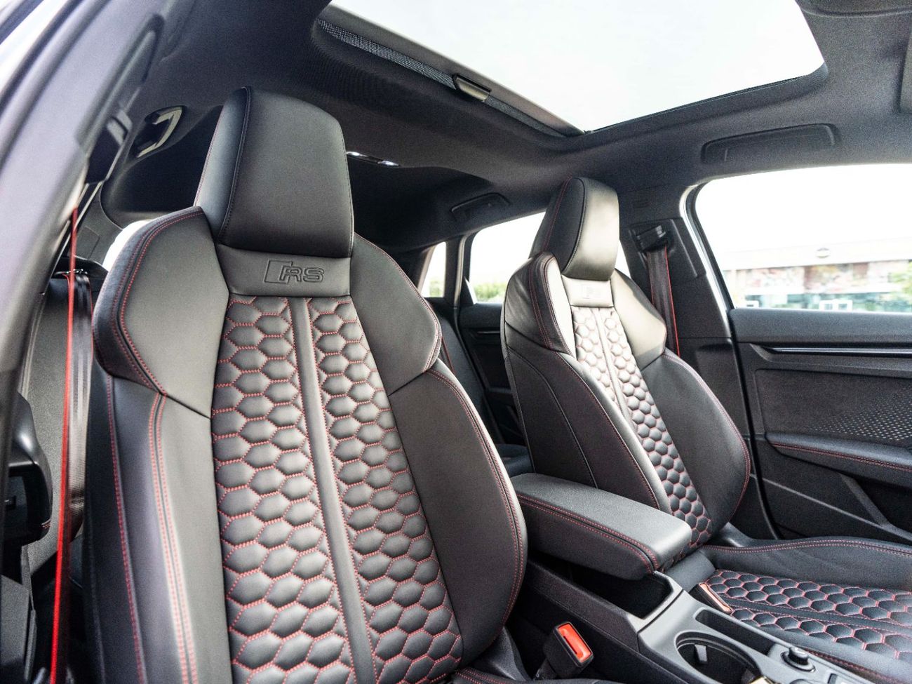 Audi RS3 TFSI quattro 2.5L Sportback