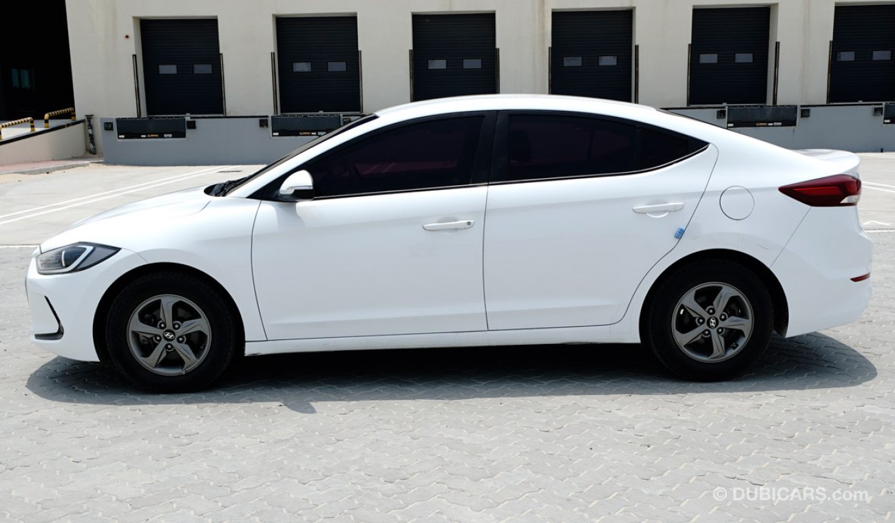 Hyundai Avante USED IN GOOD CONDITION WITH DELIVERY OPTION FOR EXPORT ONLY(Code : 96029)