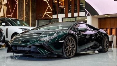 Lamborghini Huracan TECNICA 2023 Lamborghini Huracán | 5.2L Naturally Aspirated V10 | 6,900 KM | Warranty & Service