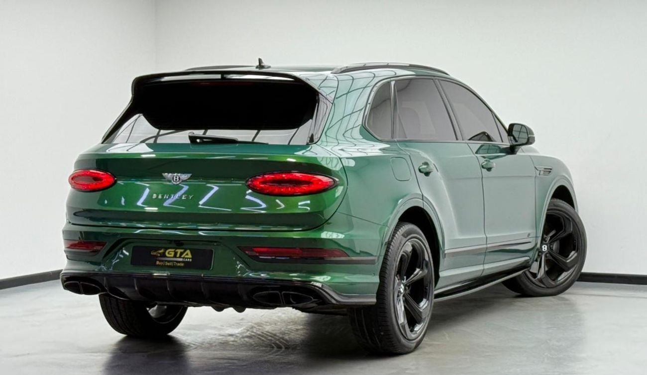 Bentley Bentayga S 4.0T 2022 Bentley Bentayga S, 2027 Bentley Warranty, Full Bentley Service History, GCC