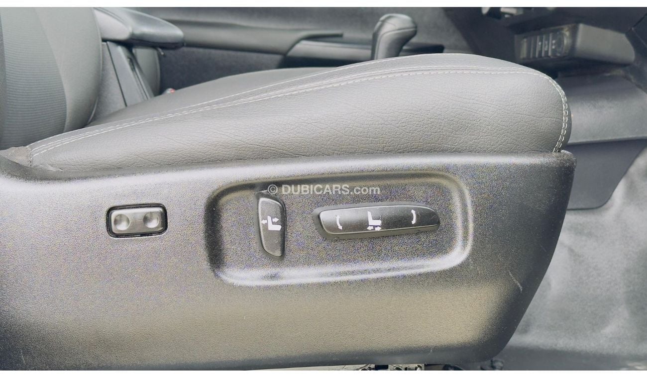 Toyota Hilux MODIFIED TO 2023 GR SPORT | 2.8L DIESEL TURBO ENGINE | LEATEST ALLOY RIMS | BLACK LEATHER SEATS | AF