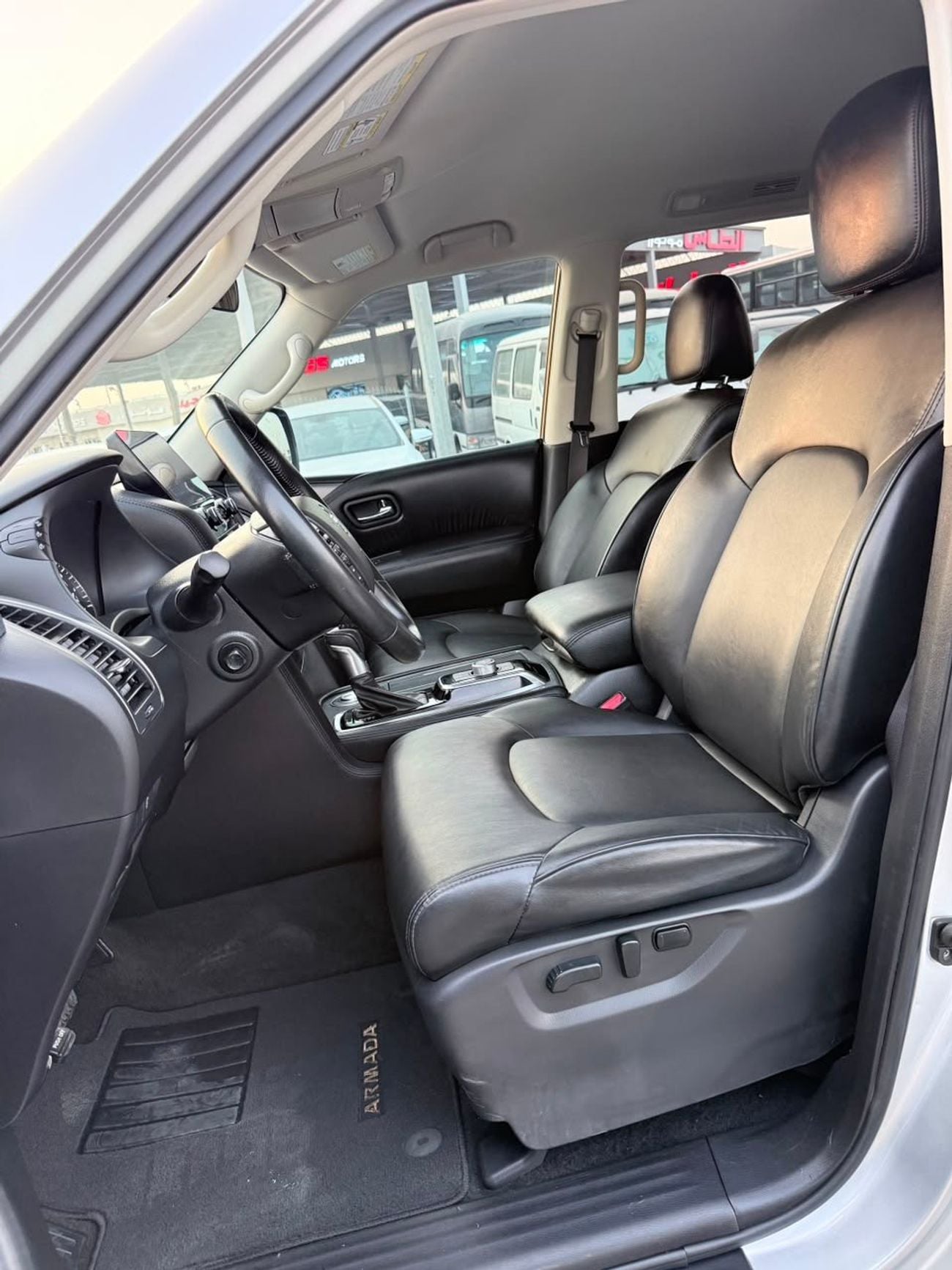 Nissan Armada