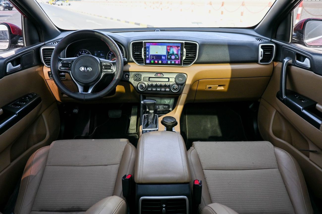 Kia Sportage EX 2.0L (165 HP) FWD Kia Sportage 2.0L 2018 GCC, accident-free Excellent Condition