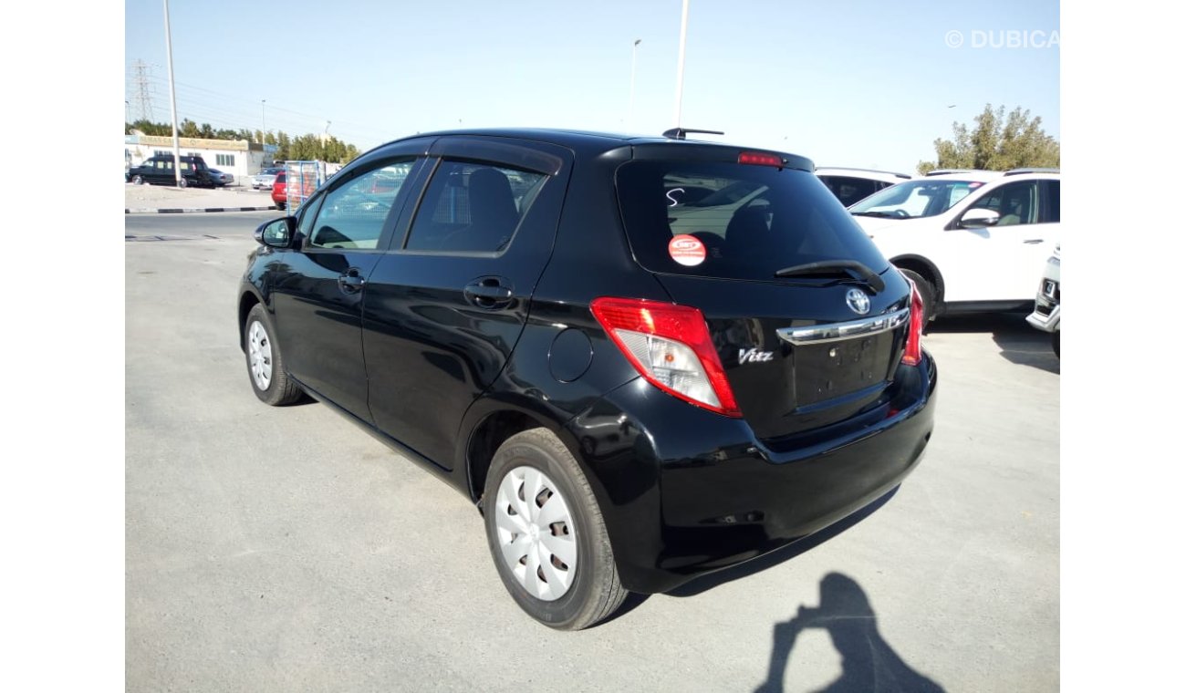 تويوتا فيتز 2011, 1000CC, Good Condition from Inside & Outside {Right-Hand Drive}