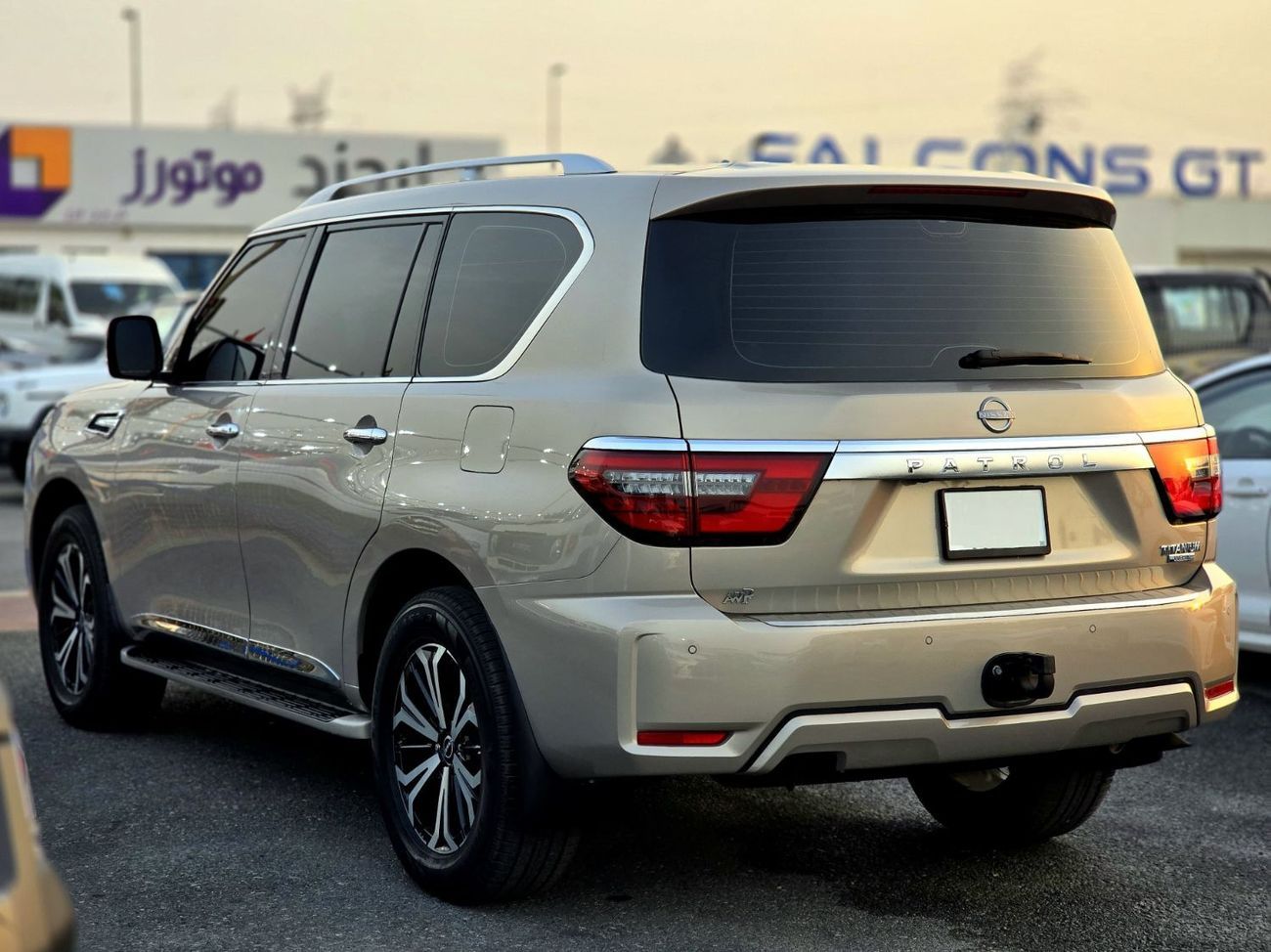 Nissan Patrol NISSAN PATROL LE TITANIUM