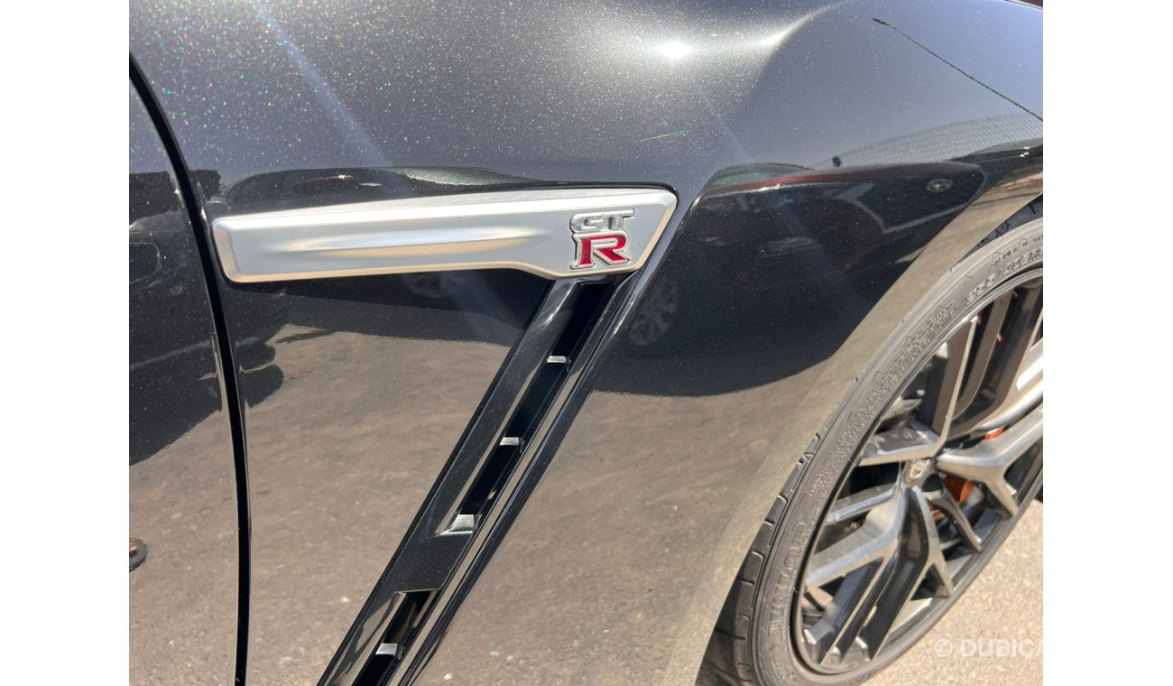 Nissan GT-R BRAND NEW NISSAN GT-R 2018 (ONLY 3 CARS LEFT)